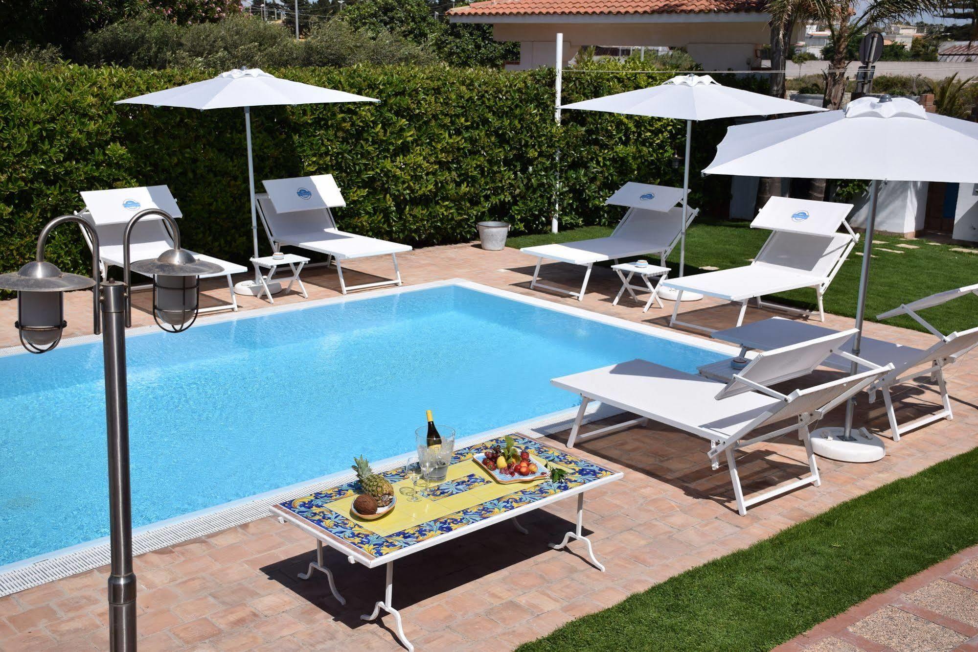 Villa Blanche Dimora Di Charme Marsala Bagian luar foto